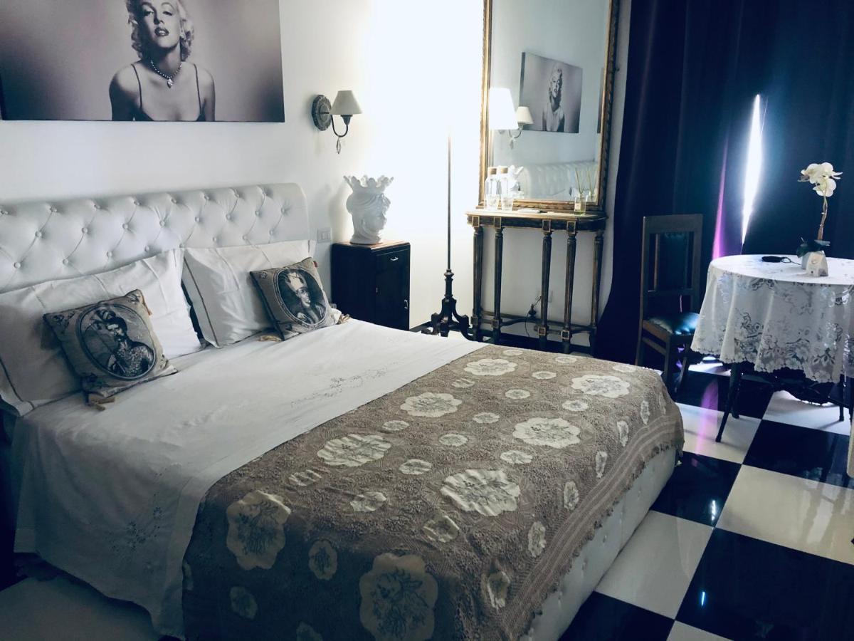 B&B Dell'Orologio Акуавива-делле-Фонти Экстерьер фото