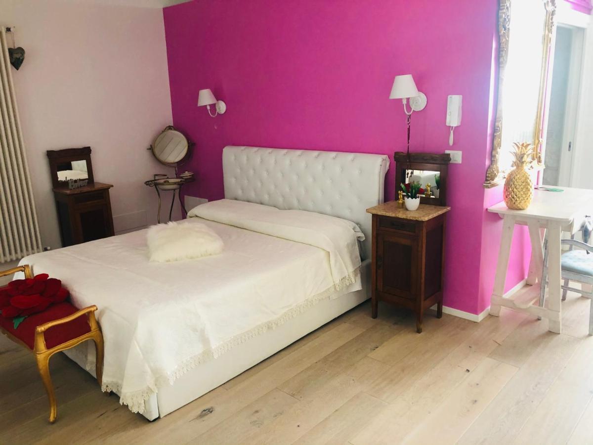 B&B Dell'Orologio Акуавива-делле-Фонти Экстерьер фото