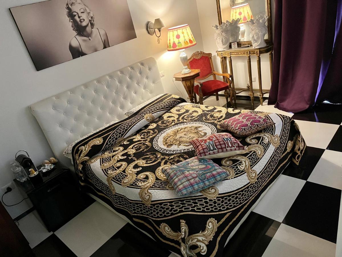 B&B Dell'Orologio Акуавива-делле-Фонти Экстерьер фото
