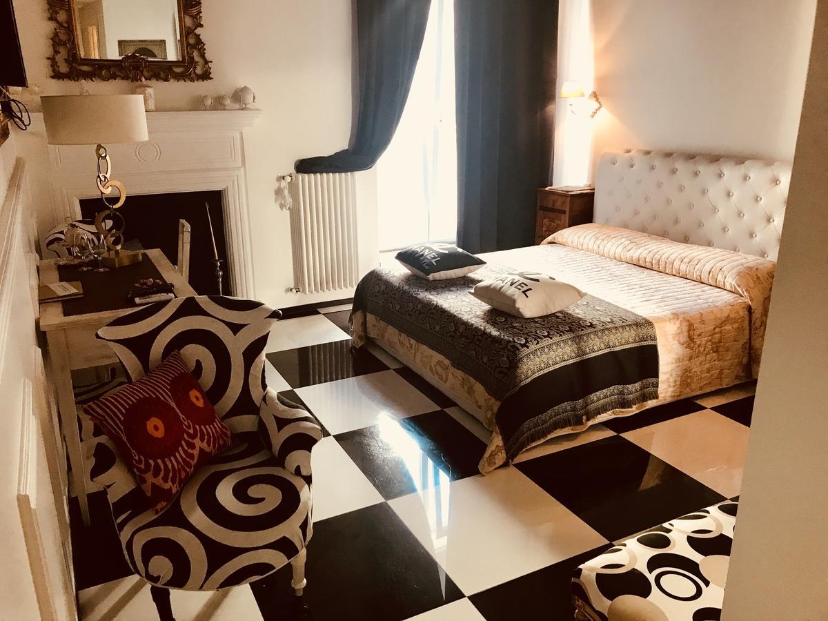 B&B Dell'Orologio Акуавива-делле-Фонти Экстерьер фото