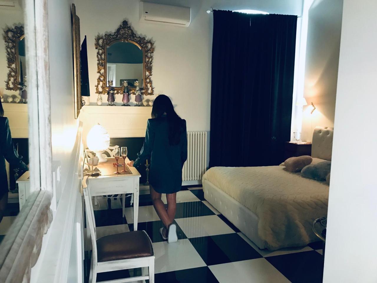 B&B Dell'Orologio Акуавива-делле-Фонти Экстерьер фото